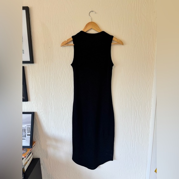 Wilfred Aritzia Black Knit Woven Crochet Sleeveless Contour Bodycon Midi Dress - Picture 8 of 11